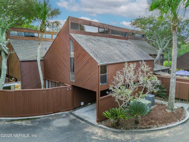 2277 Seminole Road O, Atlantic Beach