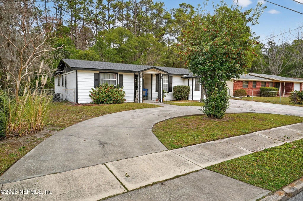 5211 Arrowsmith Road, Jacksonville