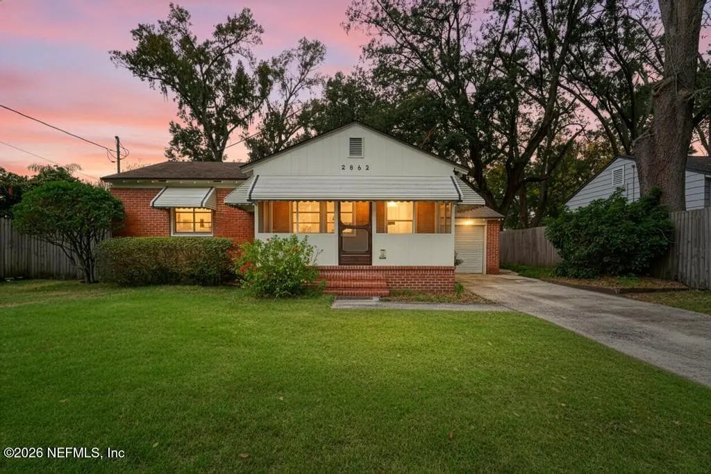 2862 Seville Court, Jacksonville