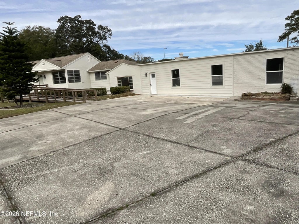 9787 Kline Road, Jacksonville