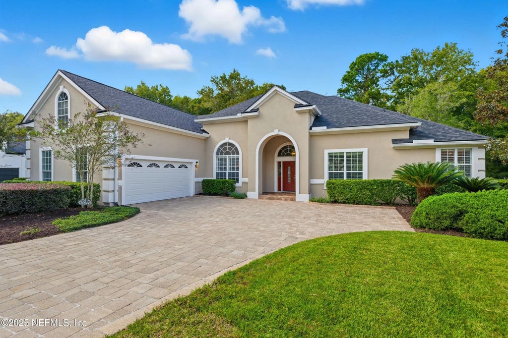 10044 Vineyard Lake Road E, Jacksonville