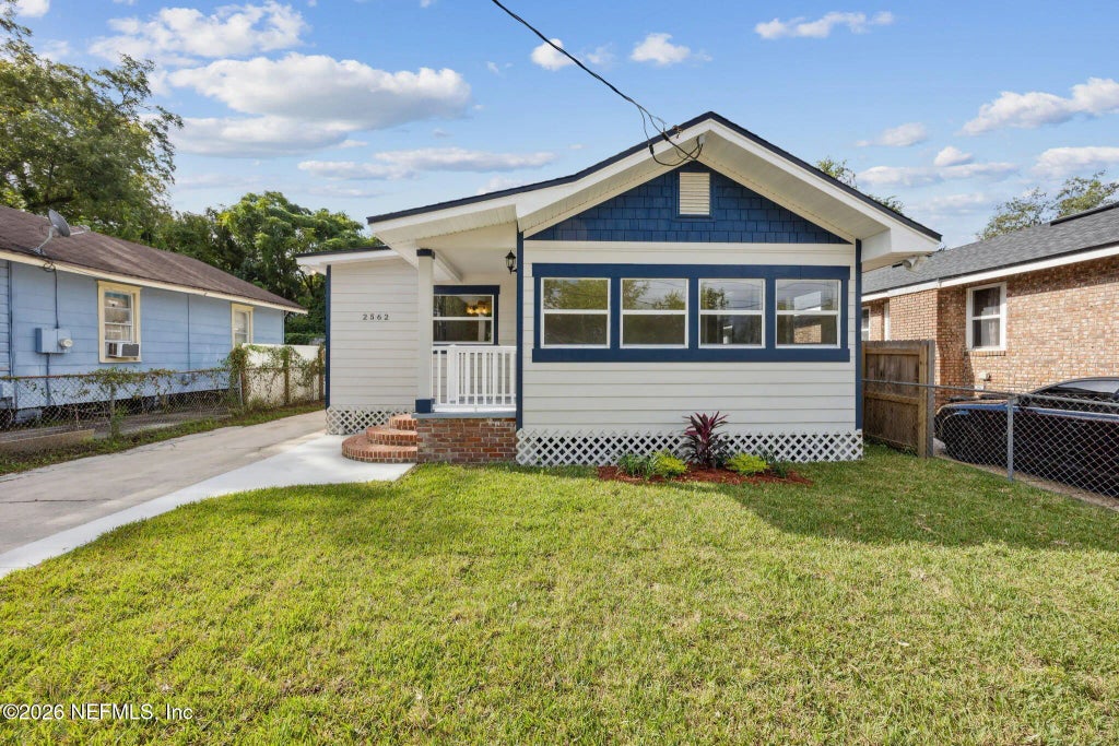 2562 Summit Street, Jacksonville
