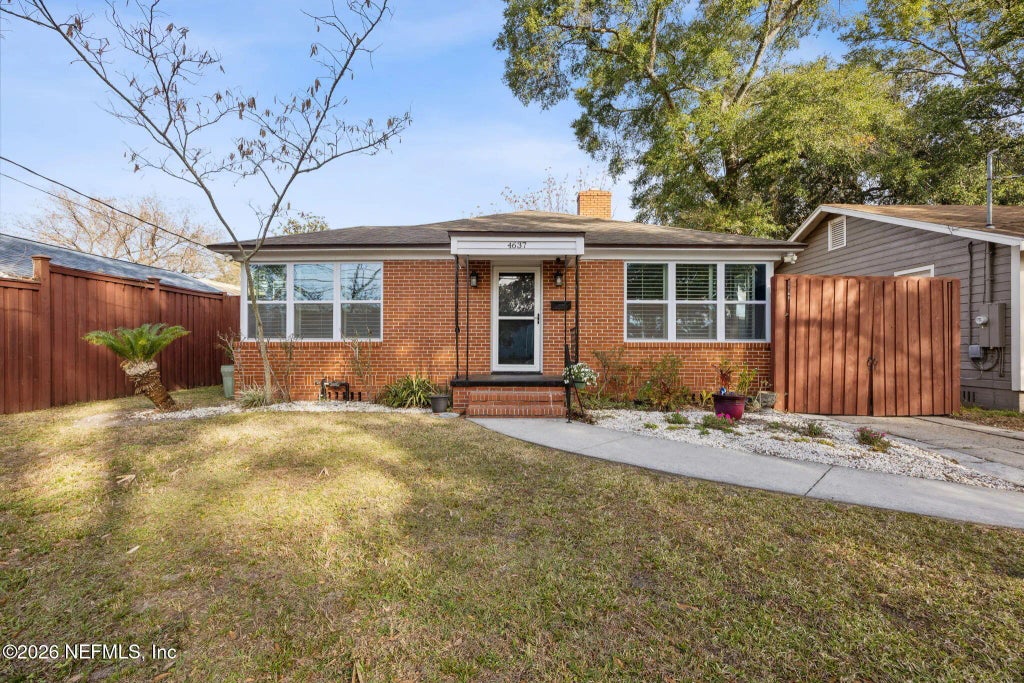 4637 Manchester Road, Jacksonville