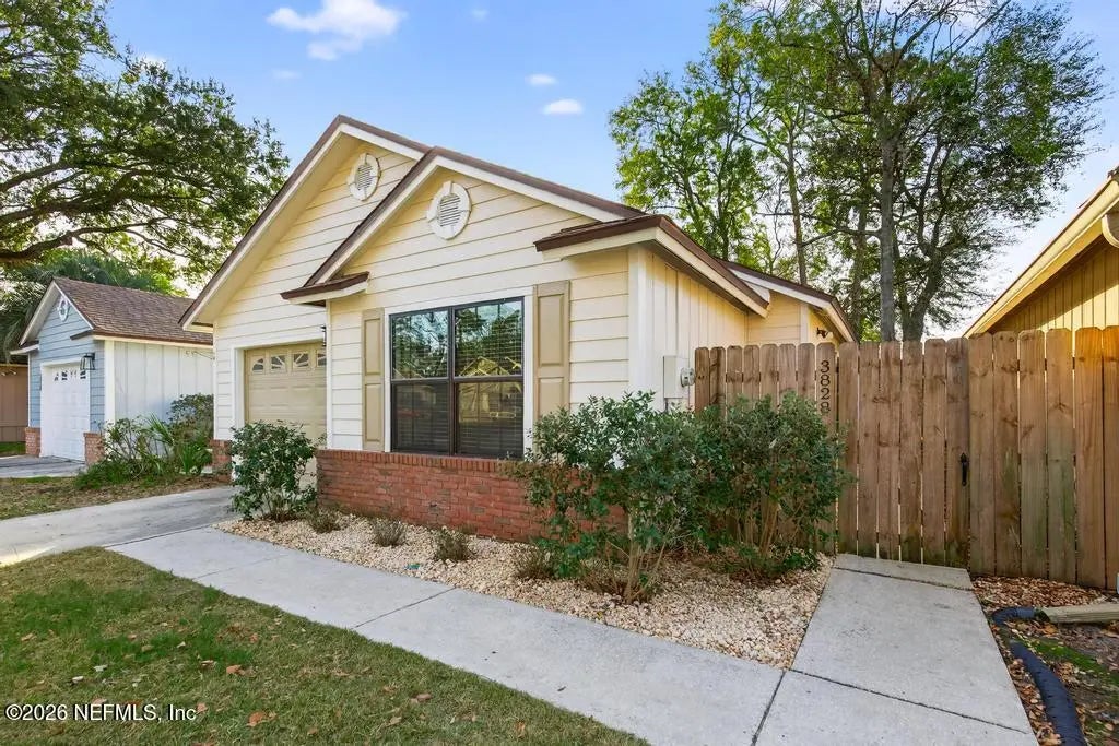 3828 Millpoint Drive, Jacksonville