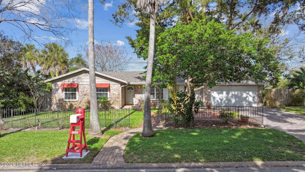 600 Davis Street, Neptune Beach