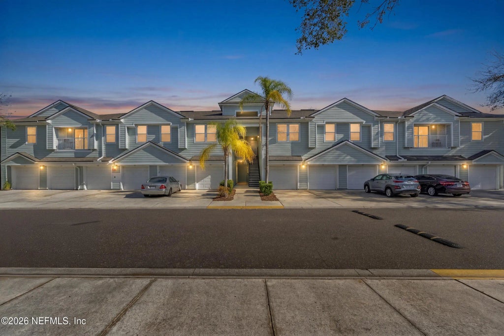 7047 Deer Lodge Circle 108, Jacksonville