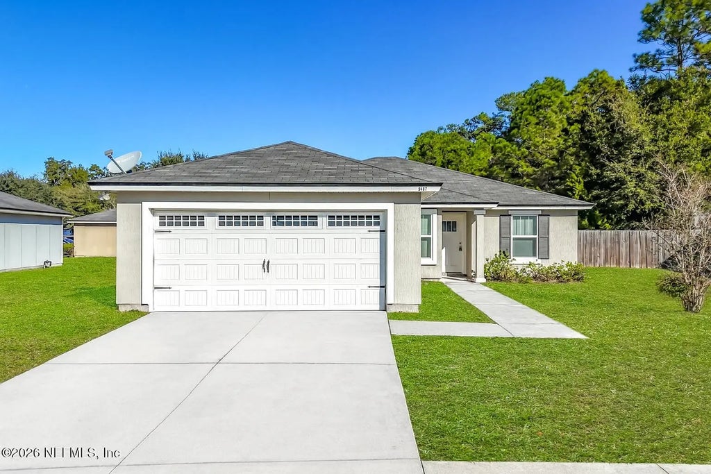 9487 Thorn Glen Road, Jacksonville