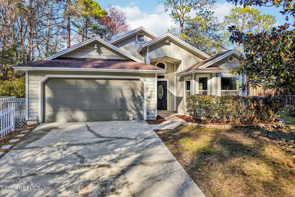 1347 Bee Street W, Orange Park