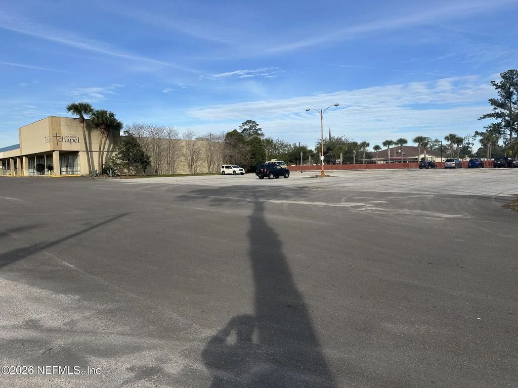 Hamilton Avenue 8, Jacksonville