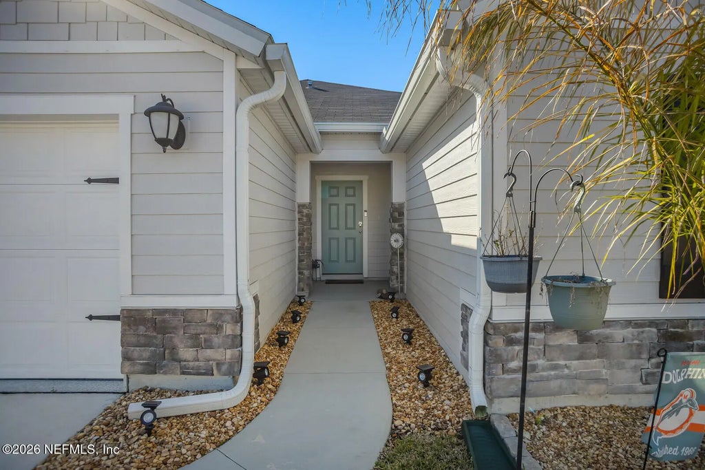 402 Red Dahlia Lane, Jacksonville