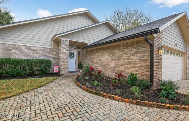 8783 Nature View Lane W, Jacksonville