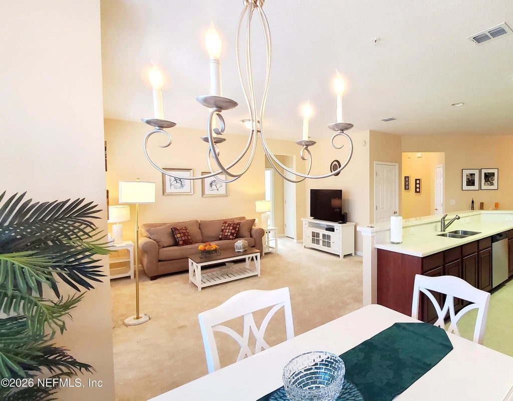 13364 Beach Boulevard 621, Jacksonville