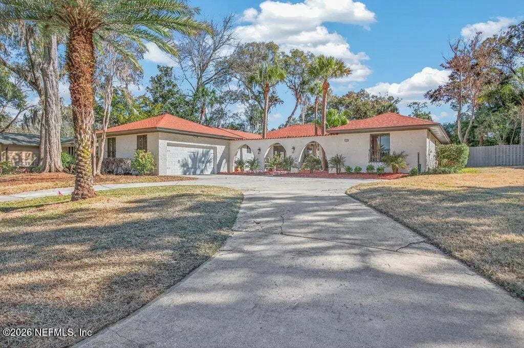 3389 E Hermitage Road E, Jacksonville