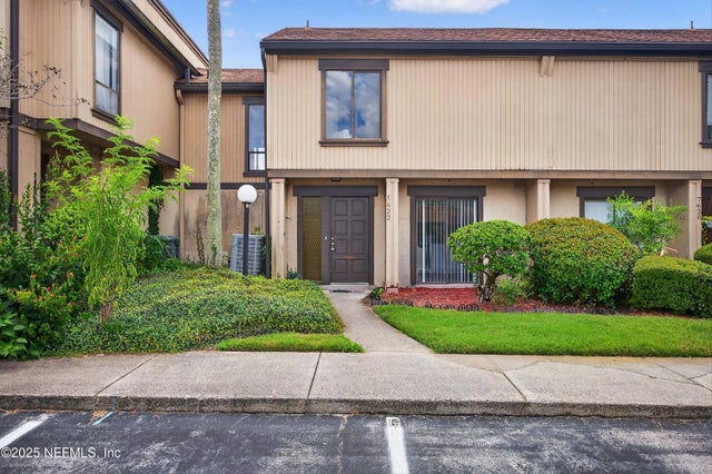7622 Las Palmas Way 165, Jacksonville
