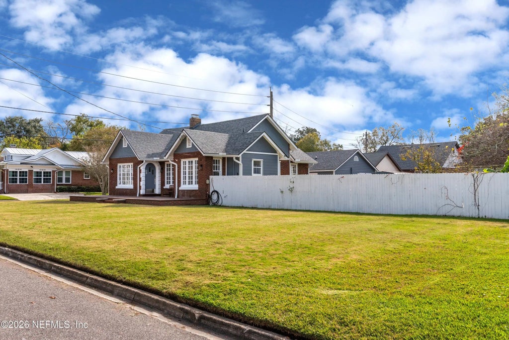 4702 Ramona Boulevard, Jacksonville