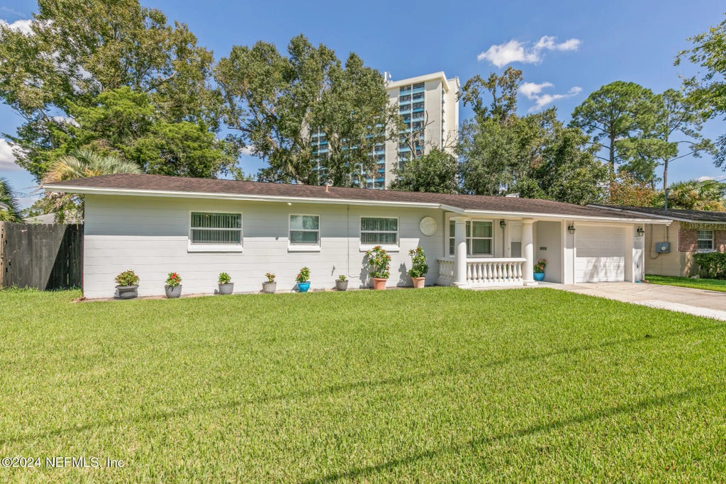 5937 Loran Drive N, Jacksonville