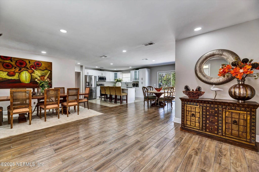 7569 Park City Drive, Jacksonville