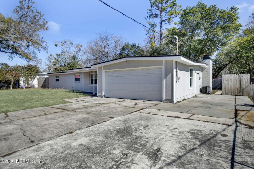 3967 Lane Avenue S, Jacksonville