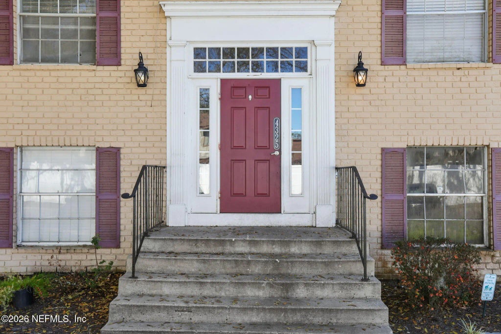 4325 Plaza Gate Lane S 201, Jacksonville