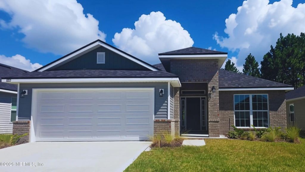 8321 Helmsley Boulevard, Jacksonville