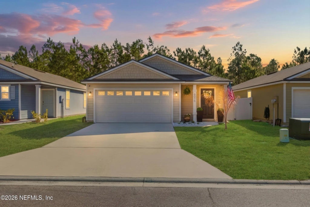 6015 Bucking Bronco Drive, Jacksonville