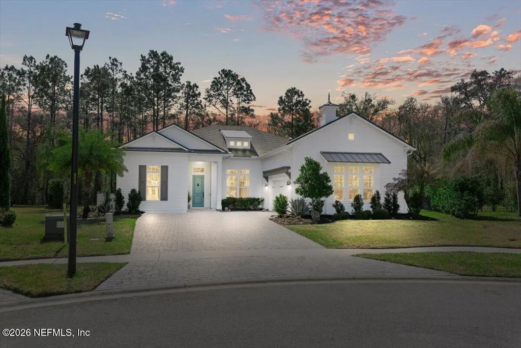 522 Freshwater Drive, St. Johns