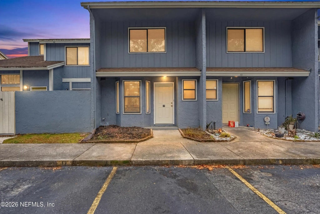 3517 Peeler Road 17, Jacksonville