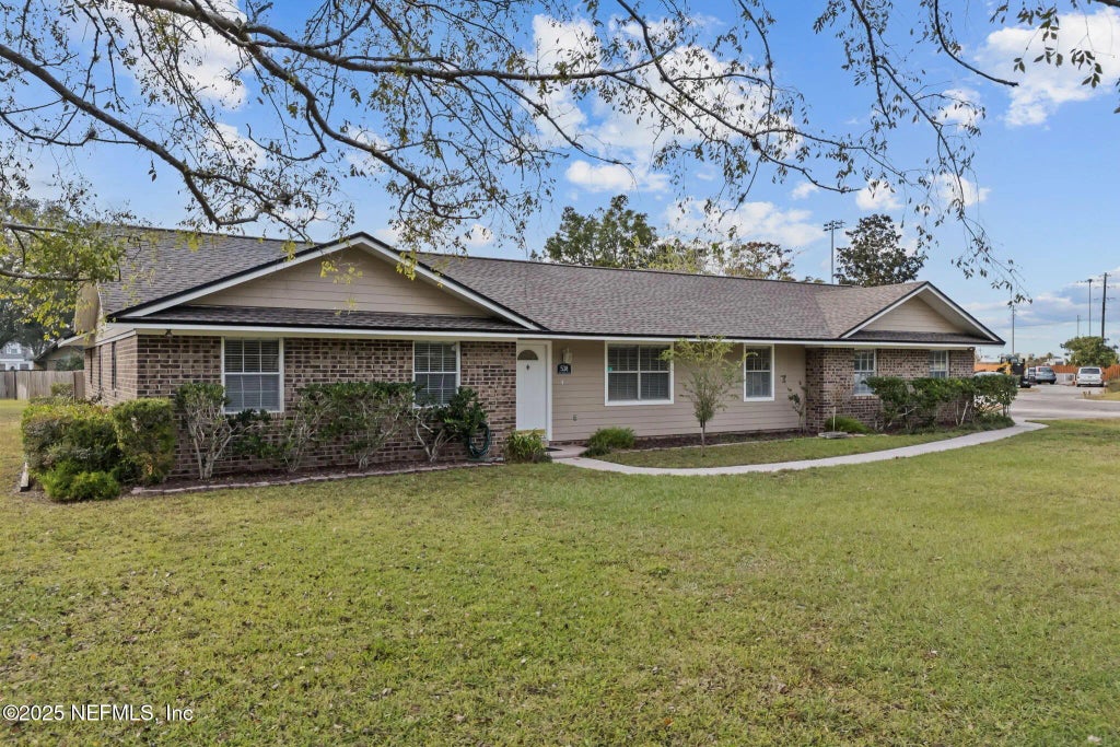 538 Blue Grass Court, Orange Park