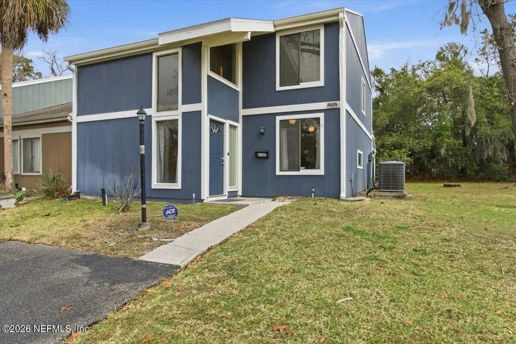 6197 Lake Lugano Drive 6197, Jacksonville