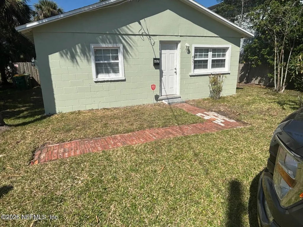 637 2nd Avenue S, Jacksonville Beach