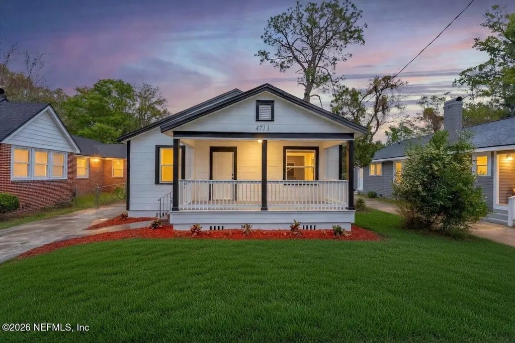 4713 Royal Avenue, Jacksonville