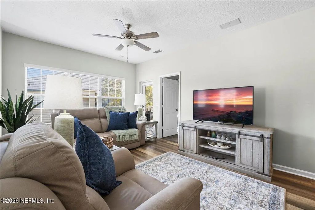 12301 Kernan Forest Boulevard 1902, Jacksonville