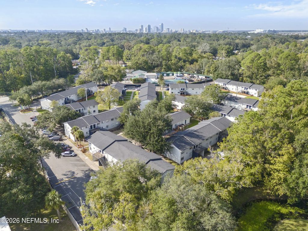 2943 Spring Park Road, Jacksonville