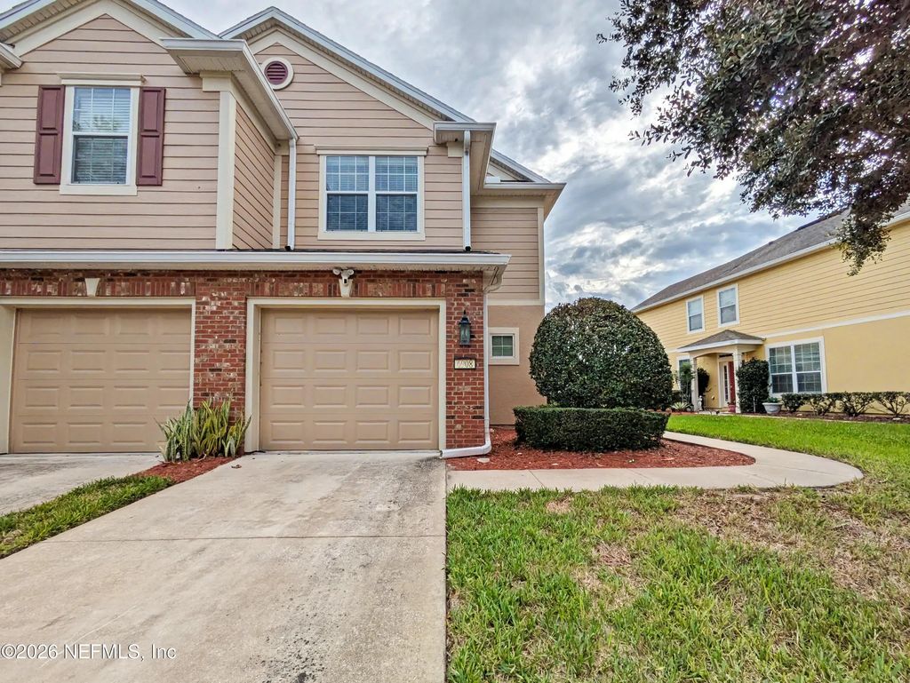 6908 Roundleaf Drive, Jacksonville