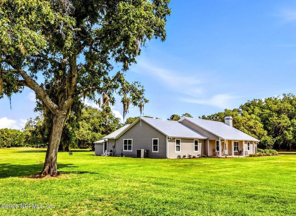 611 E State Road 100, San Mateo