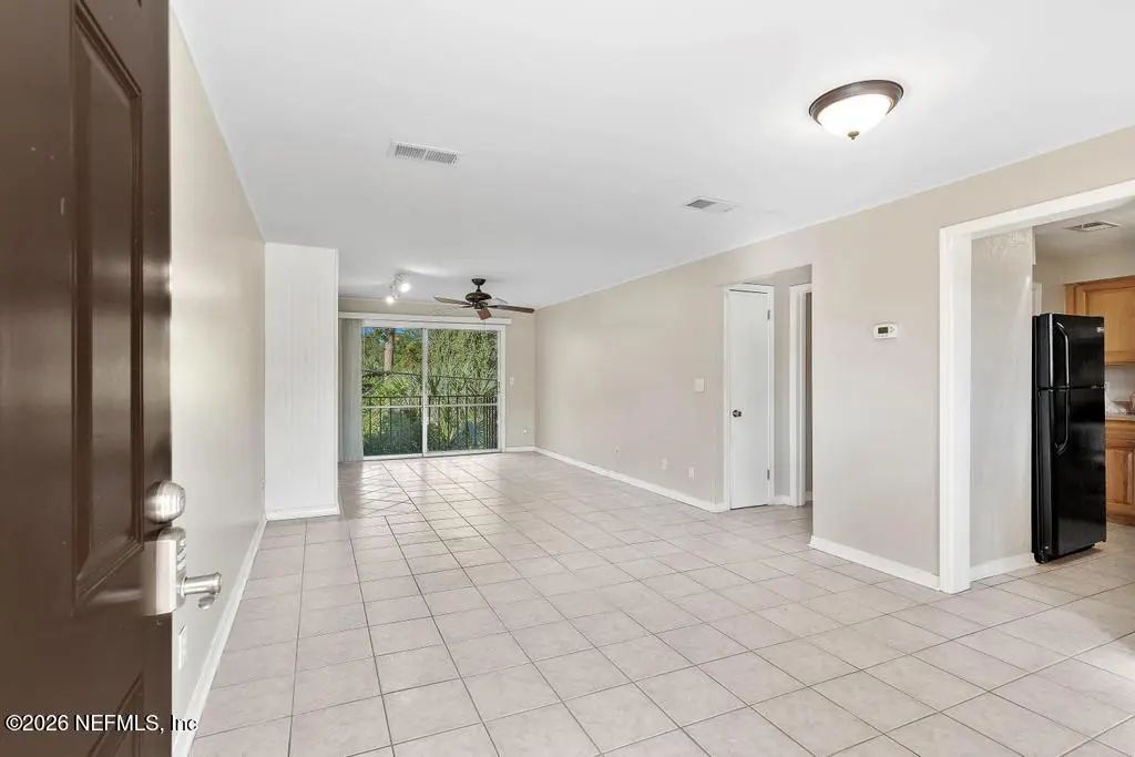 1618 El Camino Road 6, Jacksonville