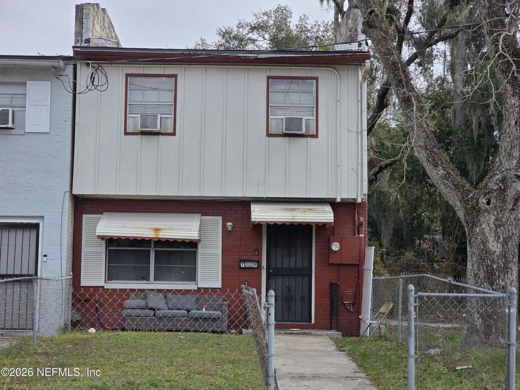 7229 Ken Knight Drive E, Jacksonville
