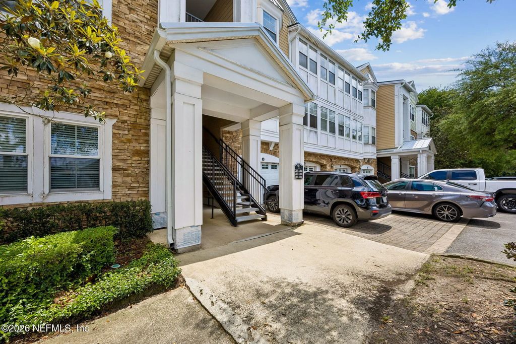 8550 Touchton Road 2033, Jacksonville