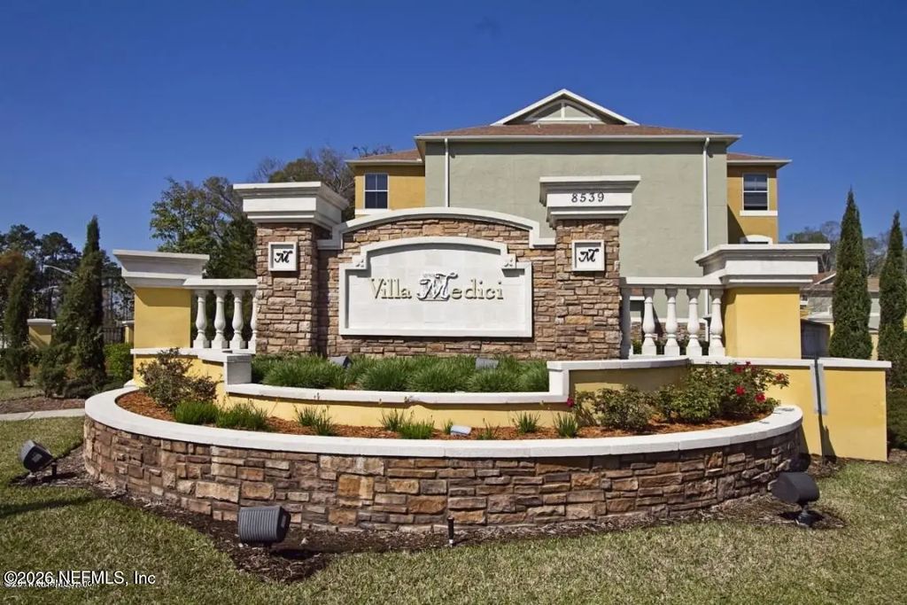 8539 Gate Parkway 9411, Jacksonville