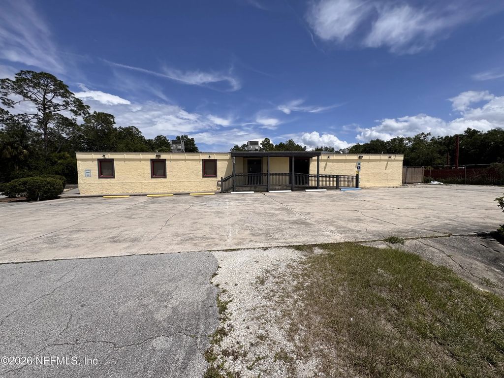 909 N 19 State Road, Palatka