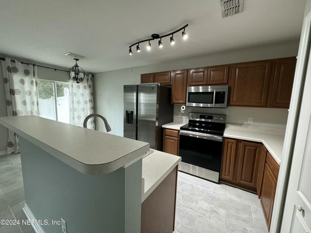 8224 Halls Hammock Court, Jacksonville