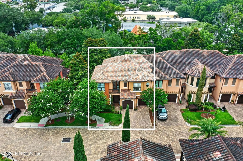 8850 La Terrazza Place, Jacksonville