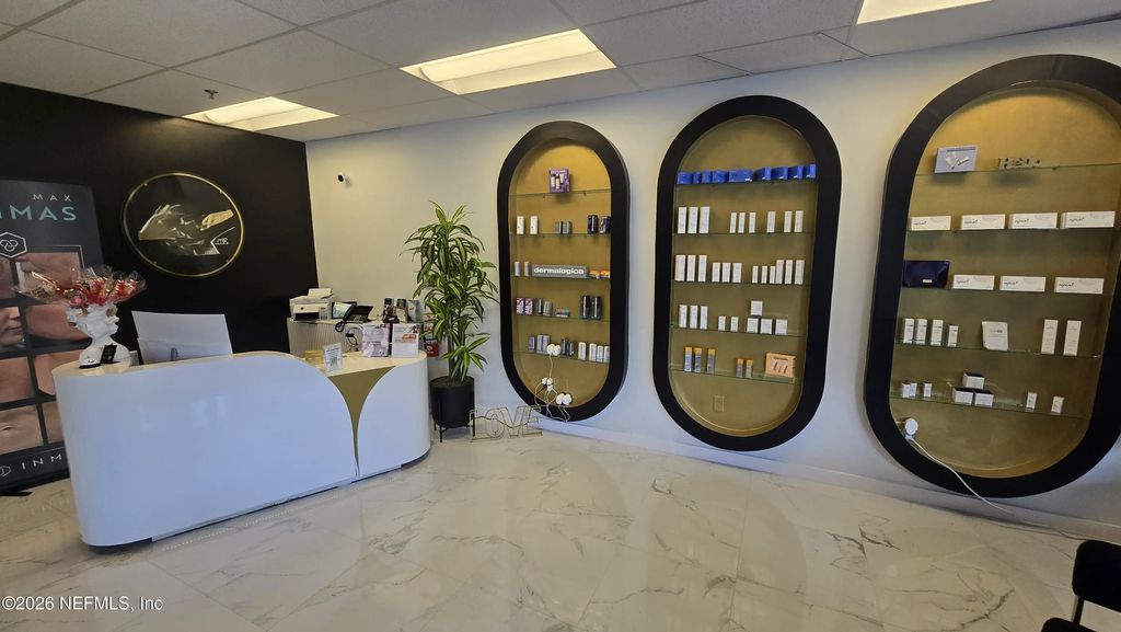 11362 San Jose Boulevard, Jacksonville