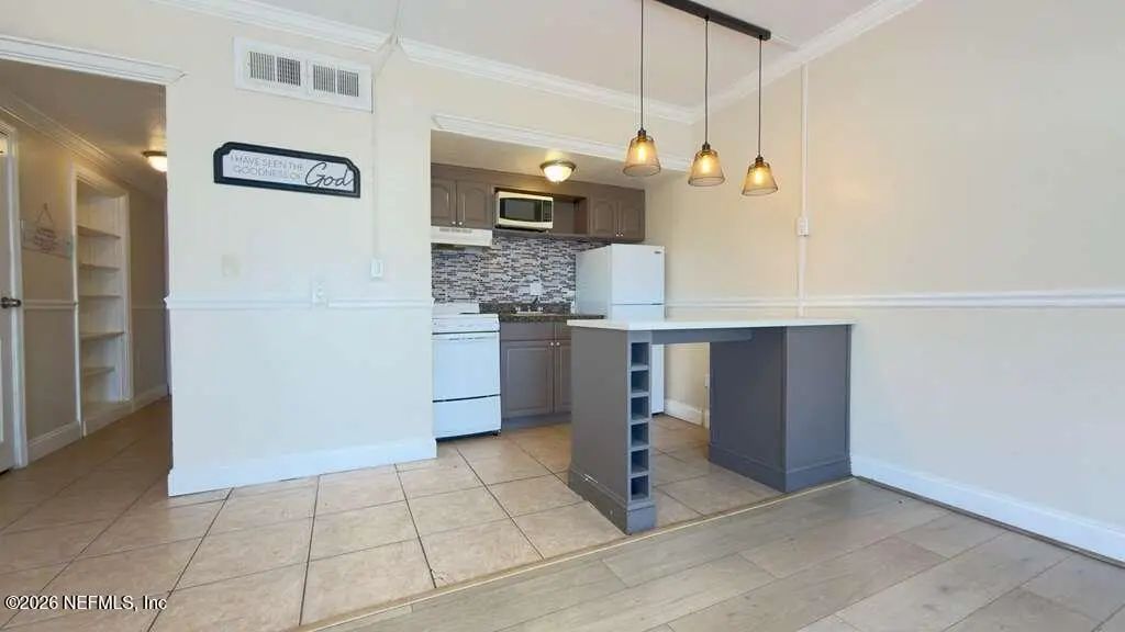 311 W Ashley Street 1111, Jacksonville