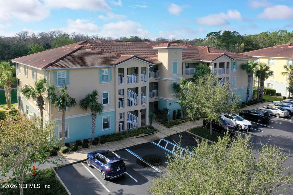 1200 Canopy Walk Lane 1211, Palm Coast
