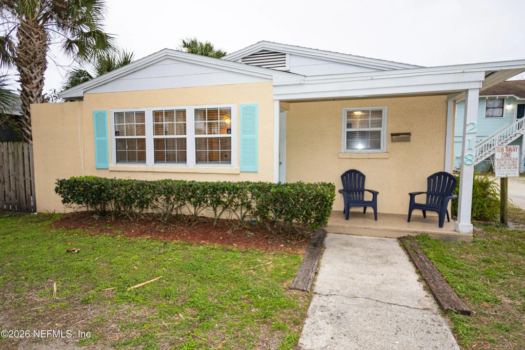 218 4th Avenue S, Jacksonville Beach