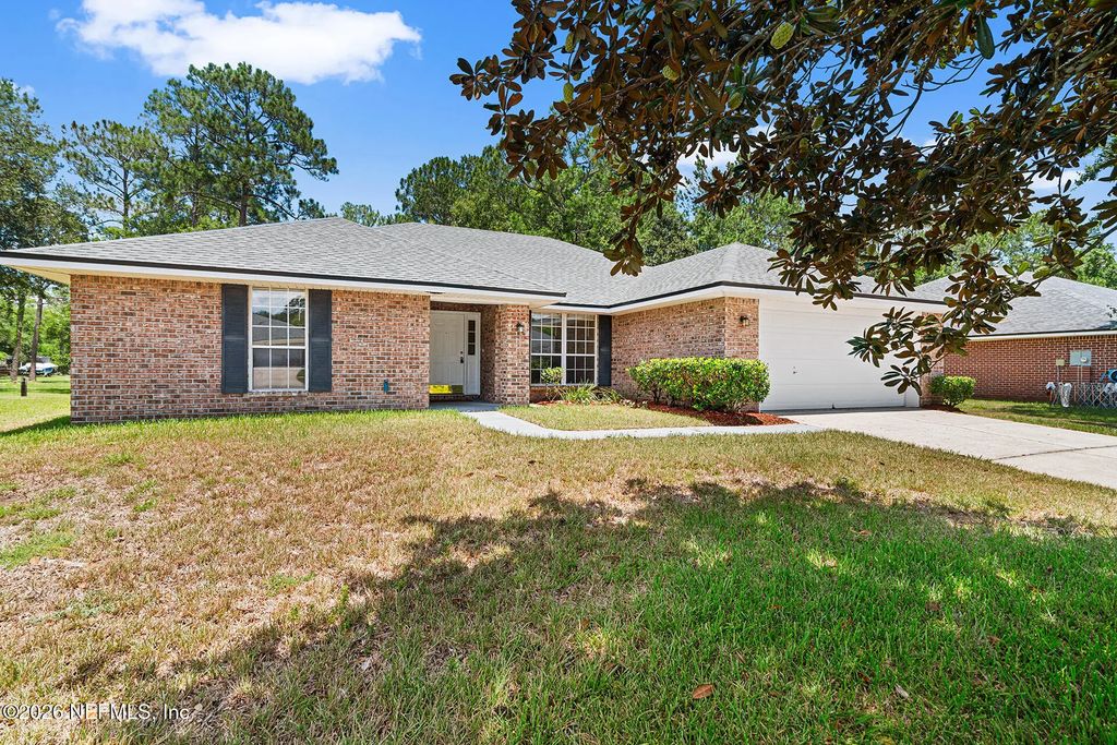 1301 Mcgirts Creek Drive E, Jacksonville