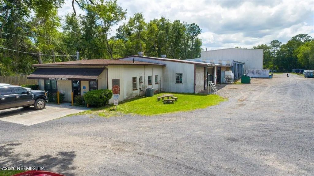 1168 Cahoon Road S, Jacksonville