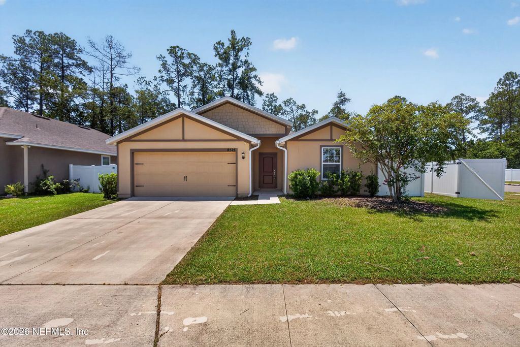 8515 Lake George Circle E, Macclenny