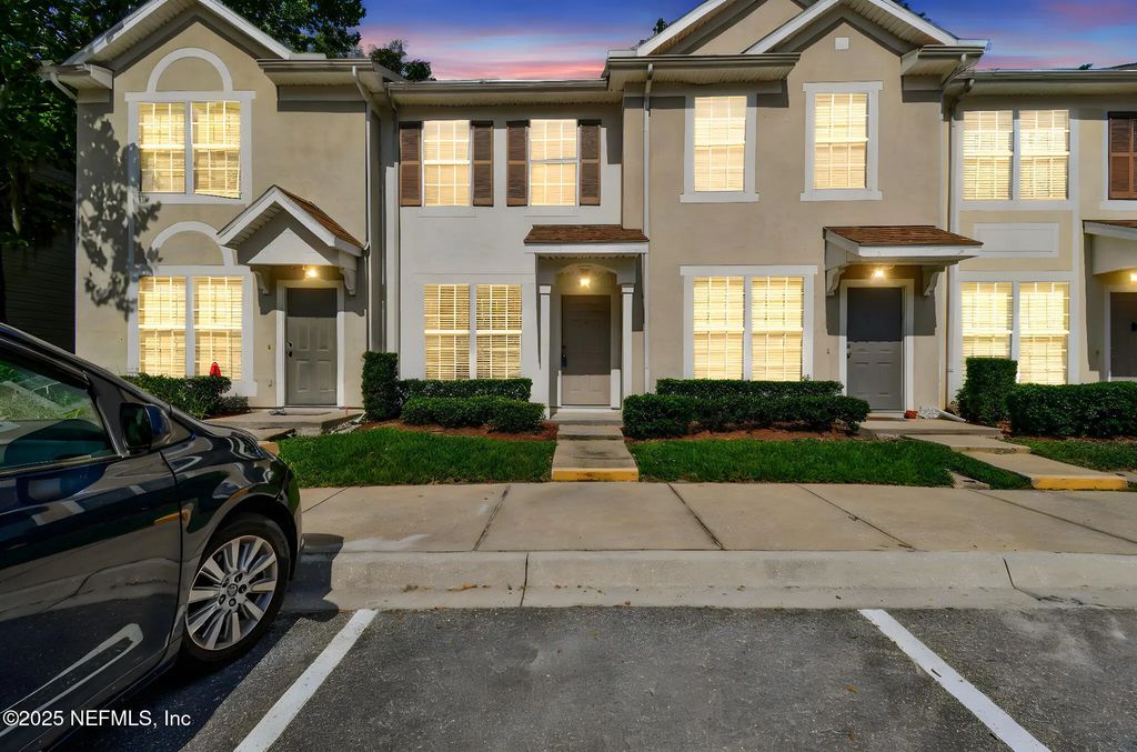 3542 Lone Tree Lane, Jacksonville